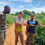 Marc et Ernest début projet sentier botanique 1er mai